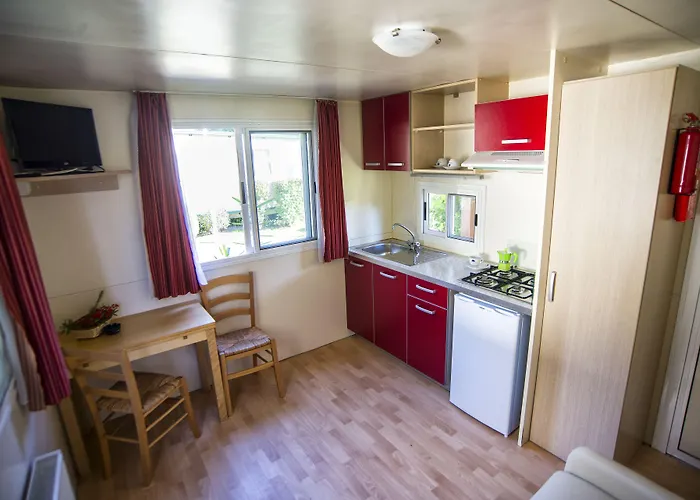 Kemp Flaminio Village Park 4*